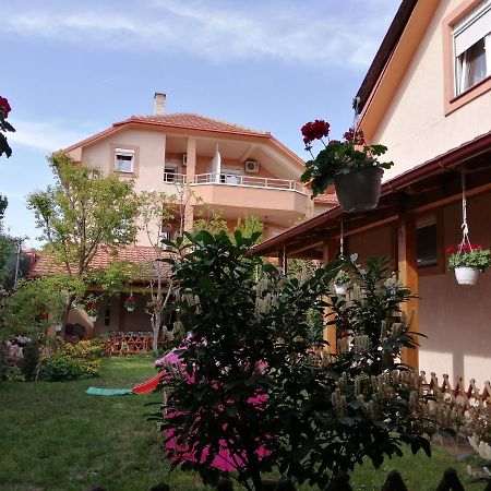 Hotel Apartments Bella Mare Belgrad Exterior foto